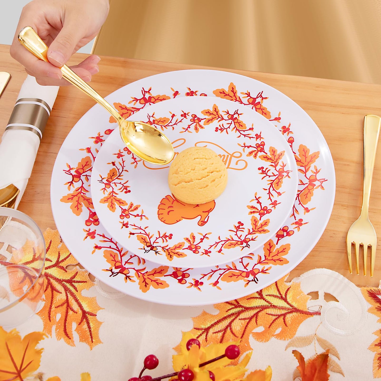 Joyido 175PCS Thanksgiving Plastic Plates - Thanksgiving Turkey Plates - Include 50 Plastic Plates, 25 Gold Forks, 25 Gold Spoons, 25 Gold Knives, 25 Cups, 25 Napkin for Thanksgiving